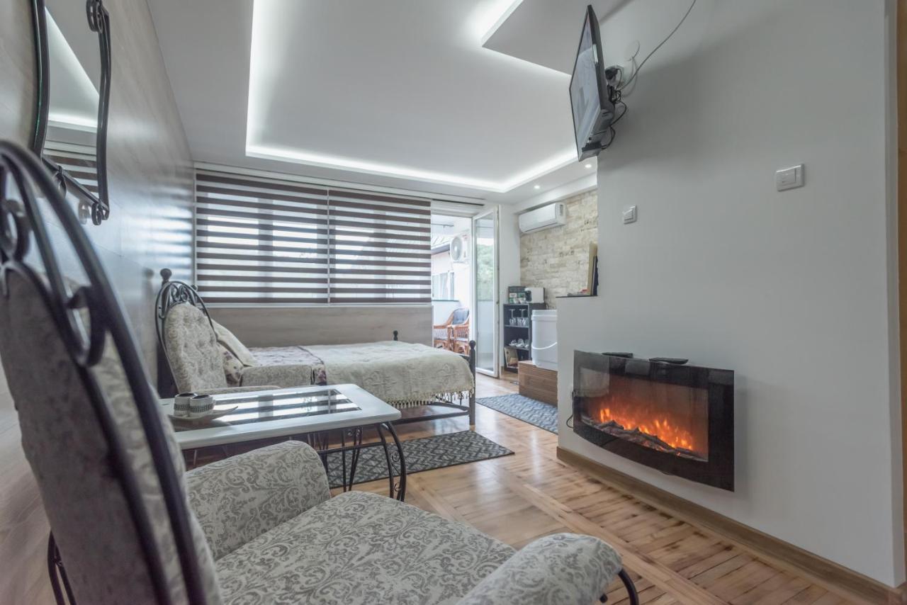 Onore Dell Amore Apartman Sa Djakuzijem Banja Koviljača Exteriör bild